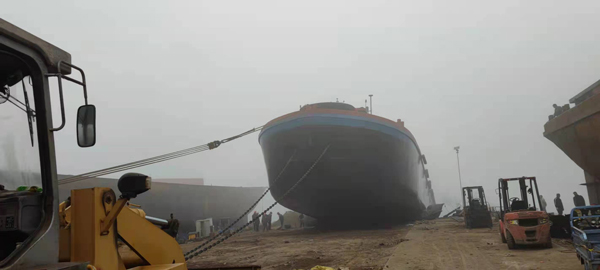 恭喜李老板船只下河，船號（四航258）